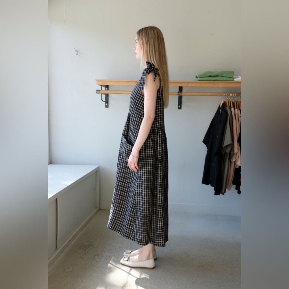 Allison Wonderland Opus Dress - Picture 4 of 6